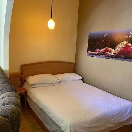 יירבאן Studio With Balcony On Sayat Nova Avenue מראה חיצוני תמונה
